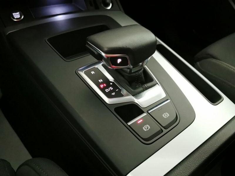 Audi Q5 Sportback 40 2.0 tdi mhev 12V quattro s-tronic