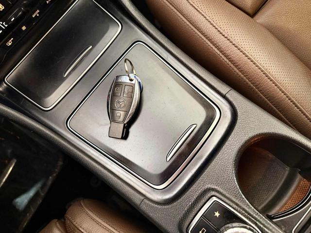 MERCEDES-BENZ CLA 250 4Matic Automatic Premium