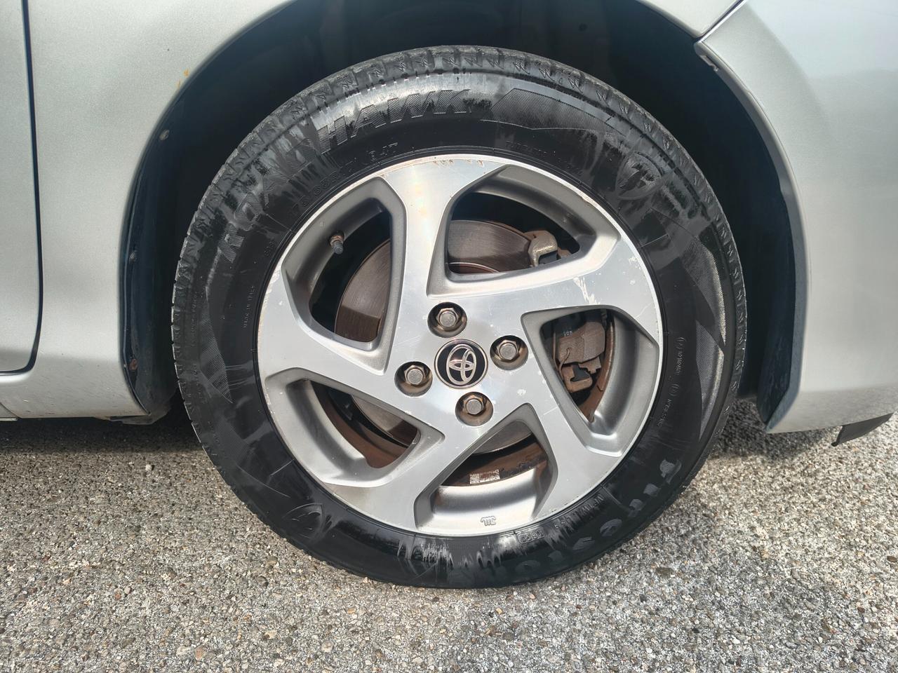 TOYOTA YARIS 1.5 HYBRID 5 PORTE AUTOMATICA