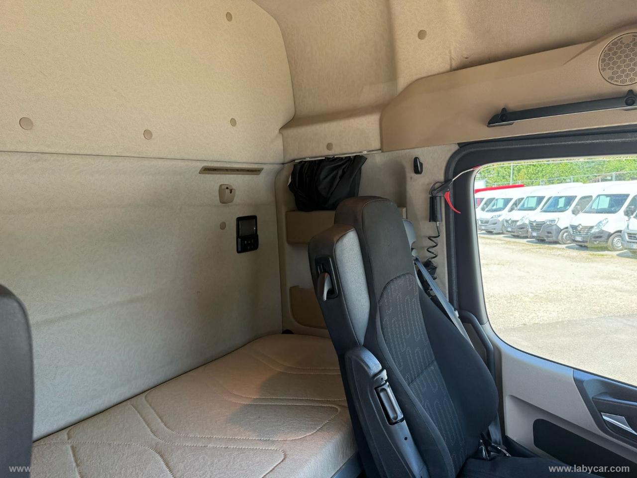 ACTROS 1843