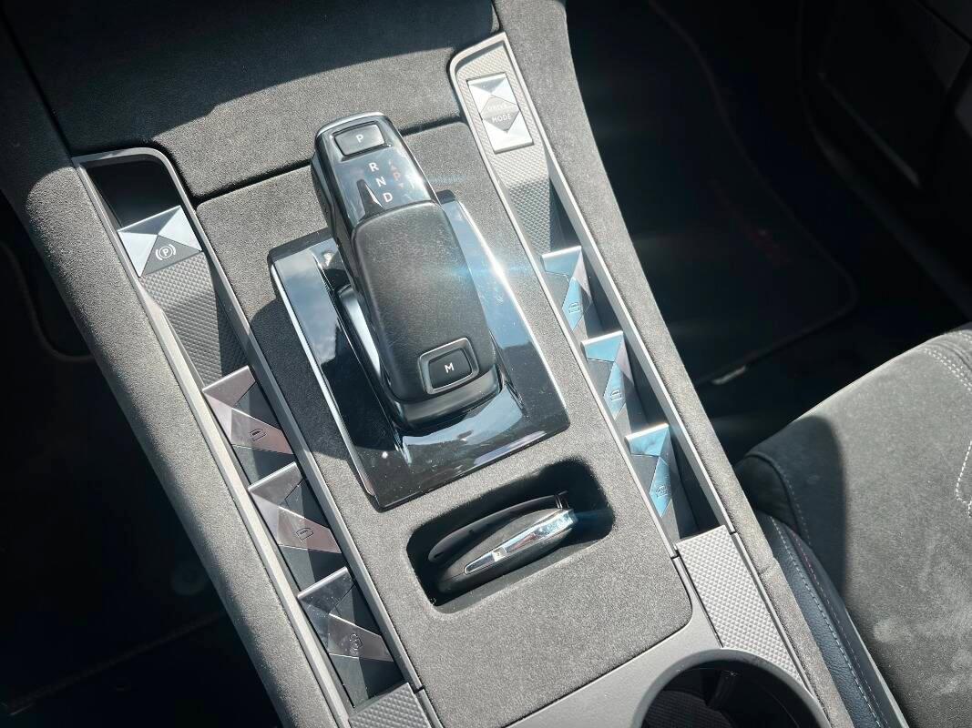 DS DS7 Crossback 2.0 bluehdi Grand Chic 180cv auto Performance Line