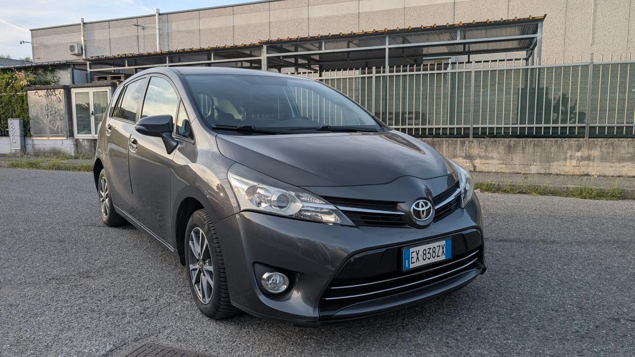 Toyota Verso 1.6 D-4D 7 posti Business Pack