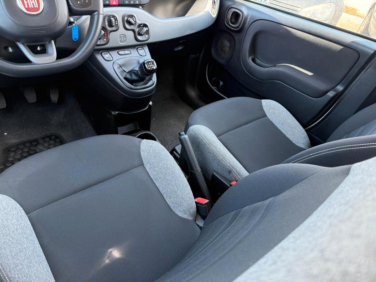 Fiat Panda 1.0 FireFly 70 CV S&S Hybrid Sport