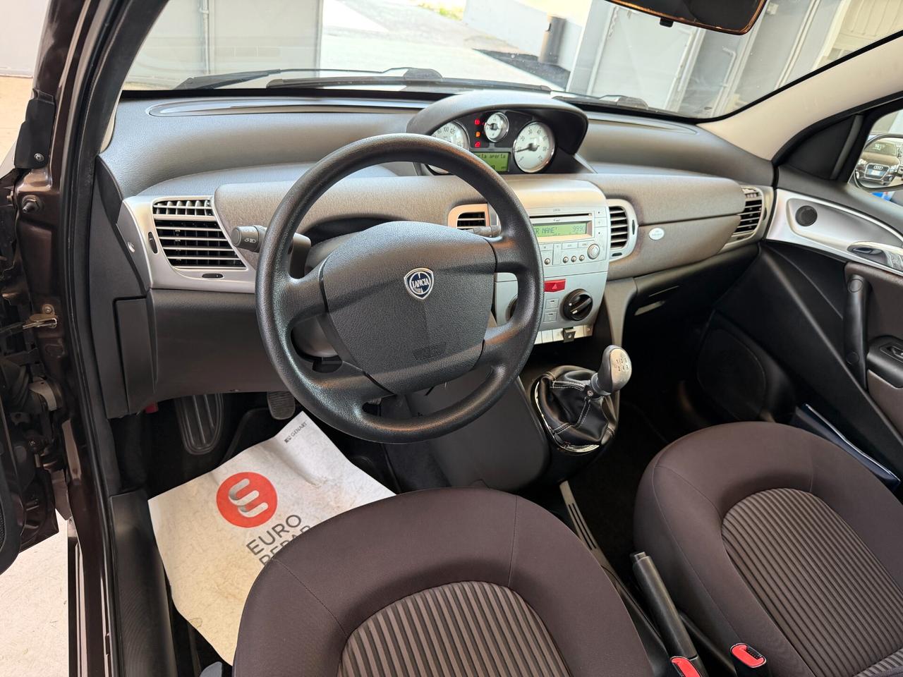 Lancia Ypsilon 1.2 Oro