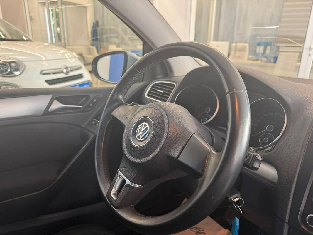 Volkswagen Golf 1.6 tdi Comfortline 5p