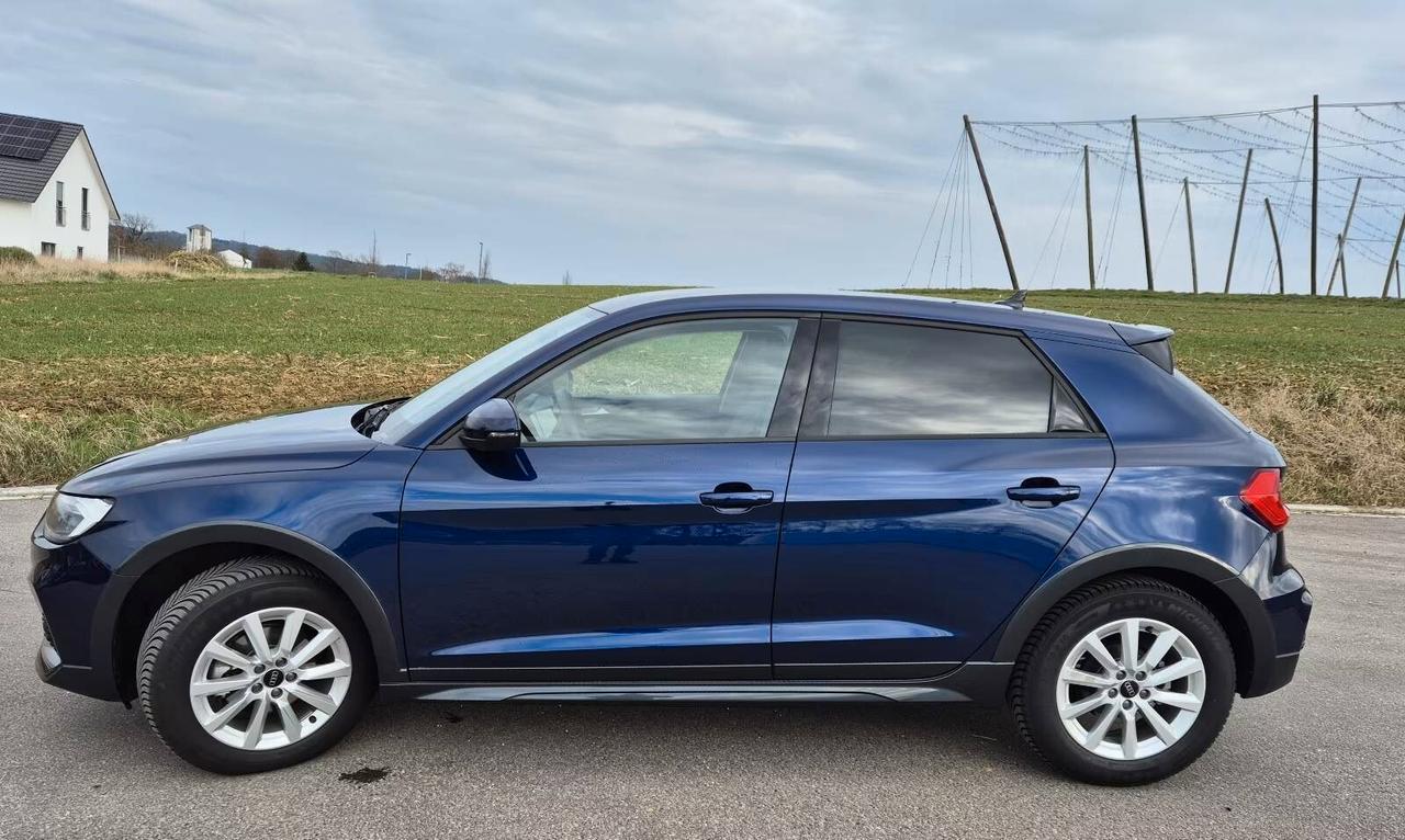 Audi A1 allstreet 30 TFSI Business