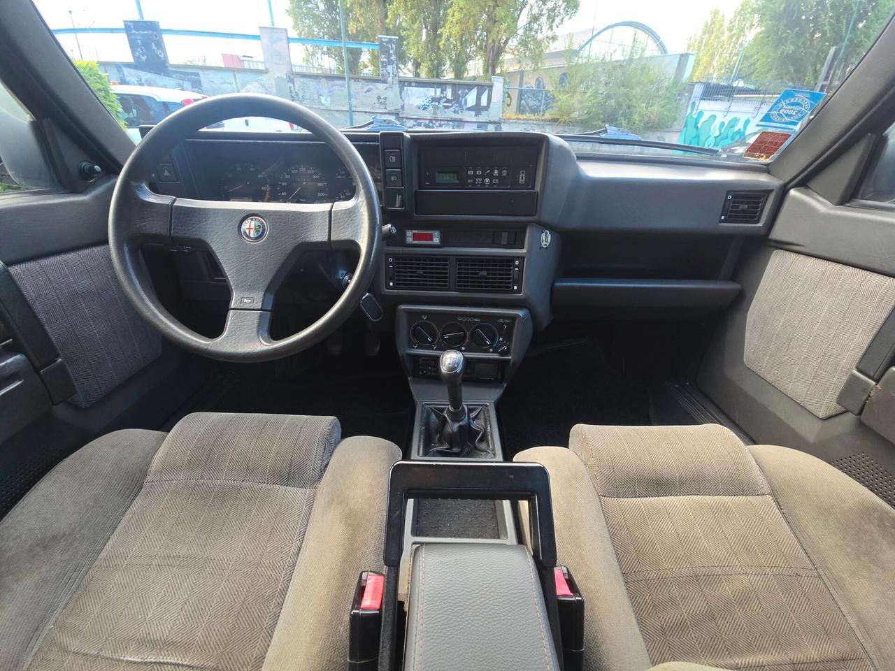 ALFA ROMEO 75 INDY 1.8 i.e.