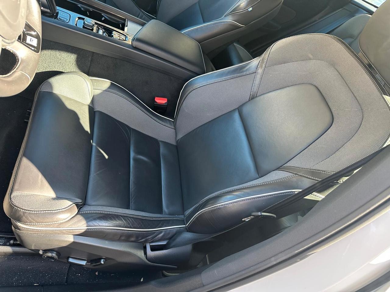 Volvo XC 60 XC60 B4 (d) Geartronic R-design