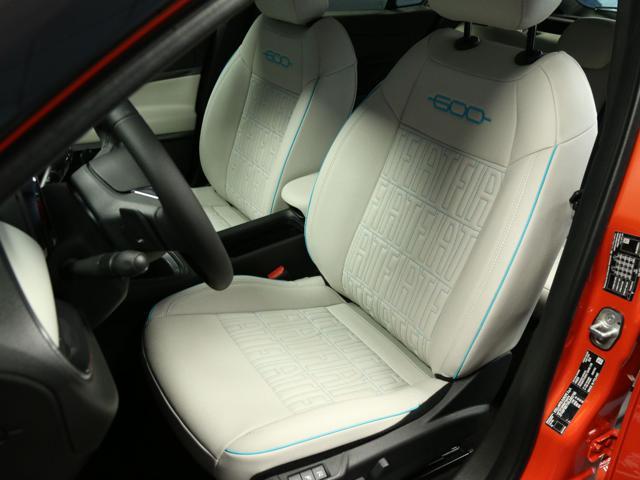 FIAT 600 Hybrid 110 CV DCT MHEV La Prima