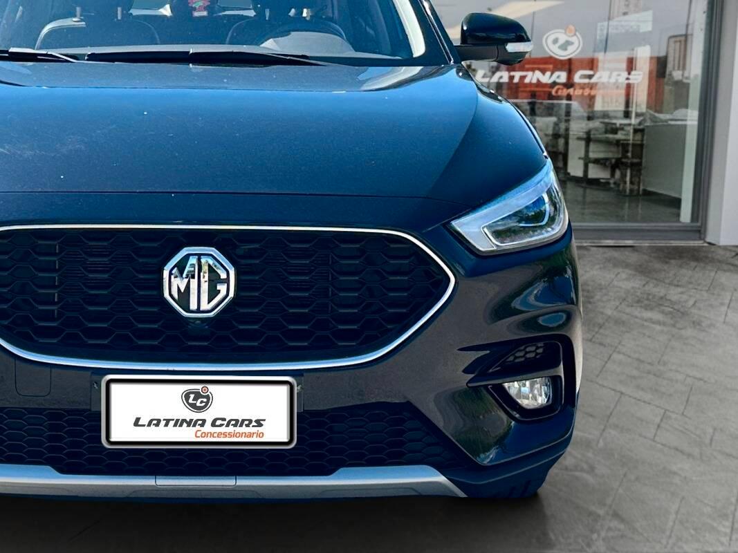Mg ZS 1.5 Luxury CON TELECAMERA E CARPLAY
