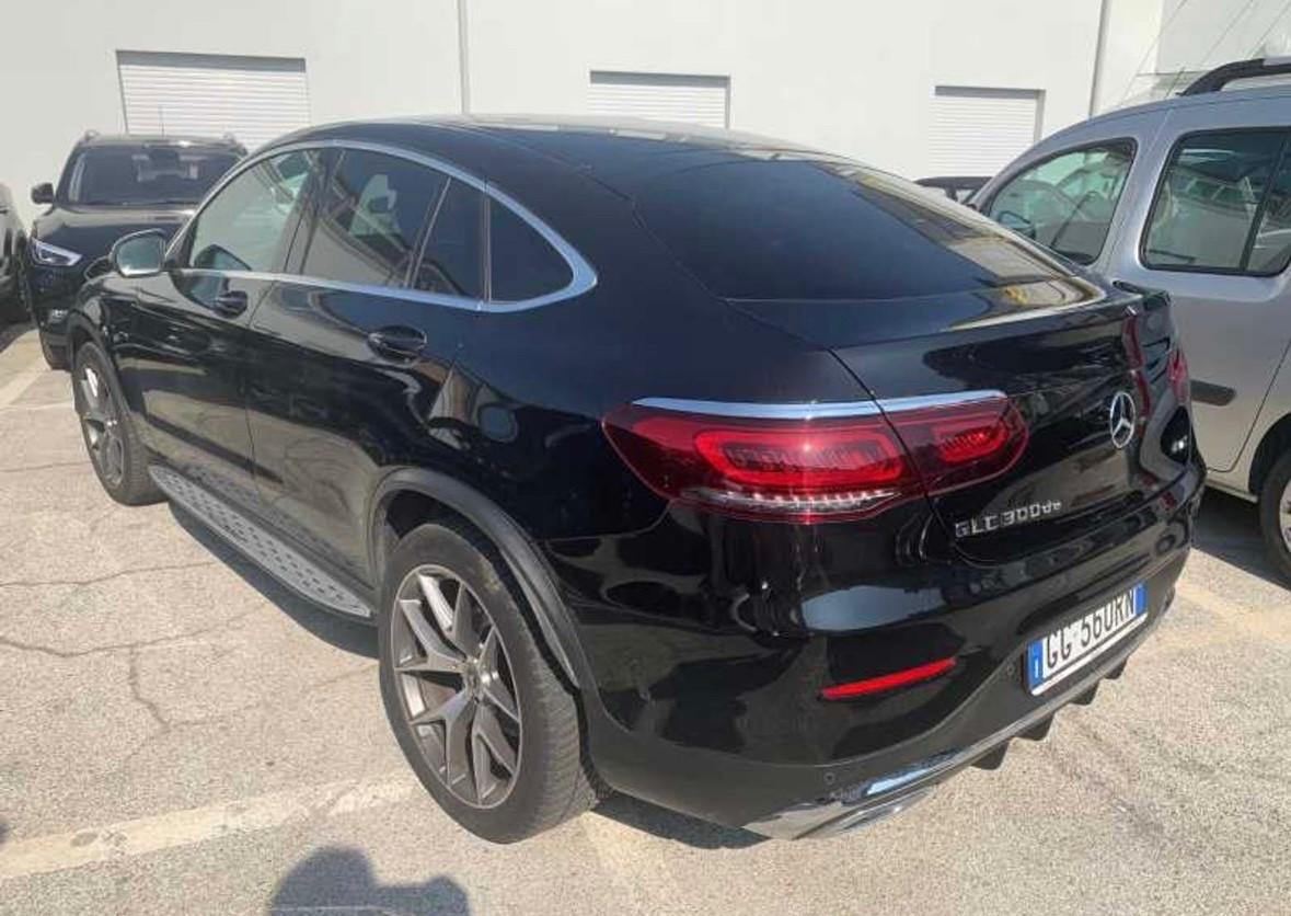 Mercedes-benz GLC 300 de 4Matic Plug-in hybrid Coupé Premium Plus 2021