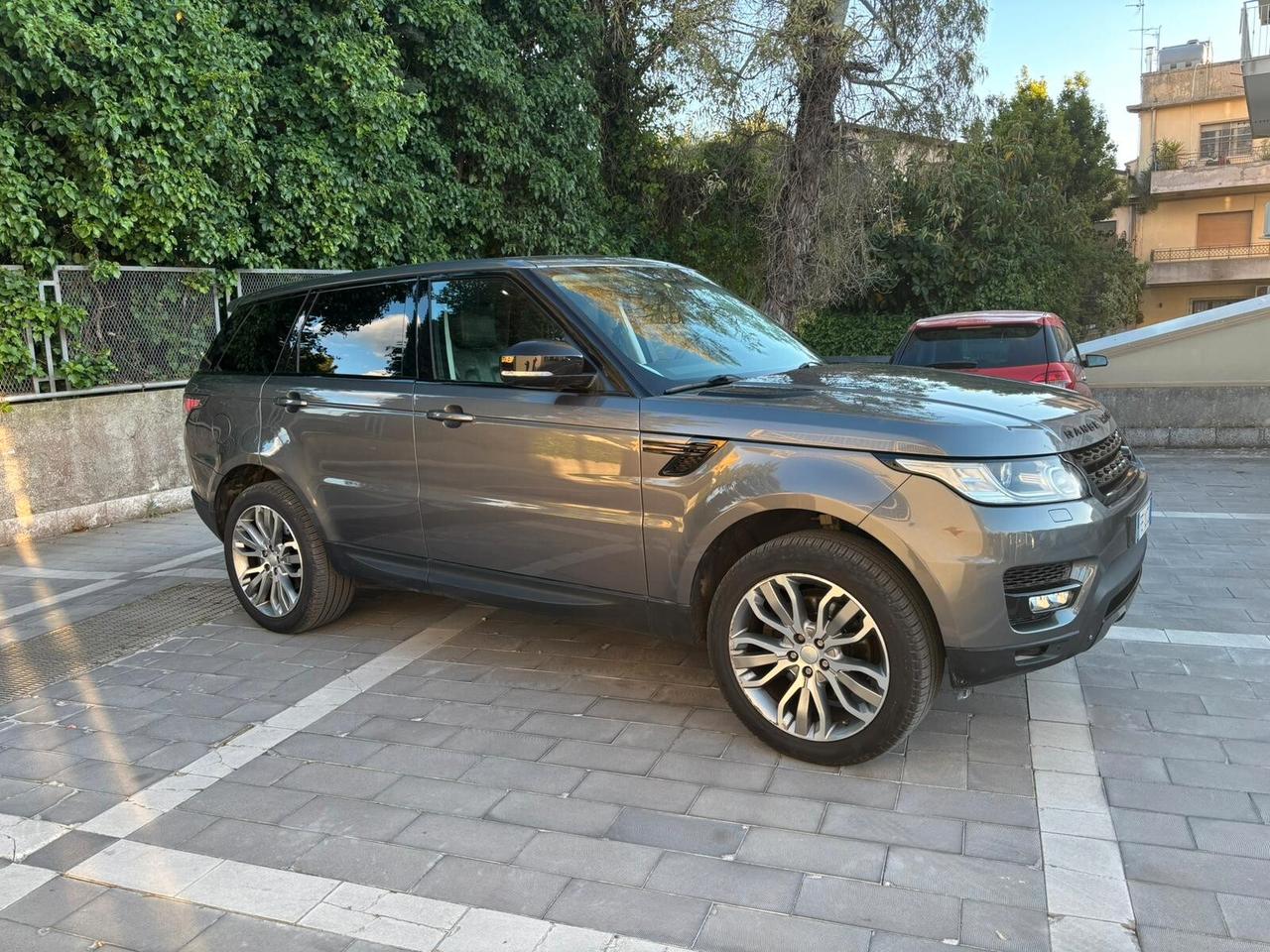 Land Rover Range Sport 3.0 TDV6 HSE Dynamic