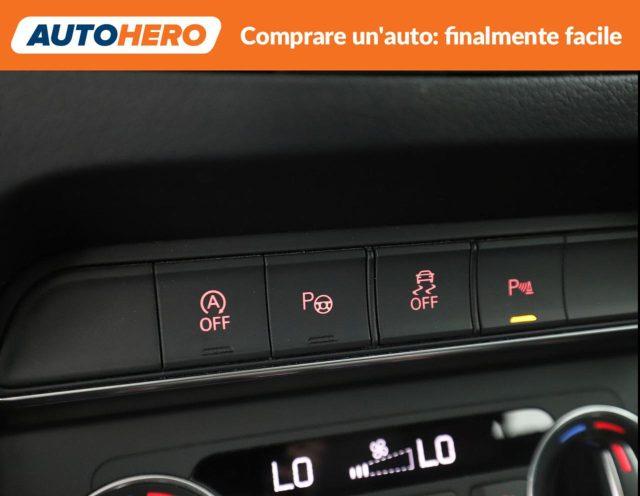 AUDI Q3 2.0 TDI 120 CV Business