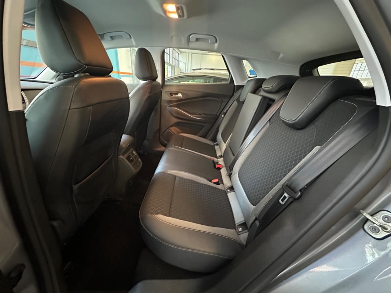 Opel Grandland X 1.2 Turbo 12V 130 CV AUTO