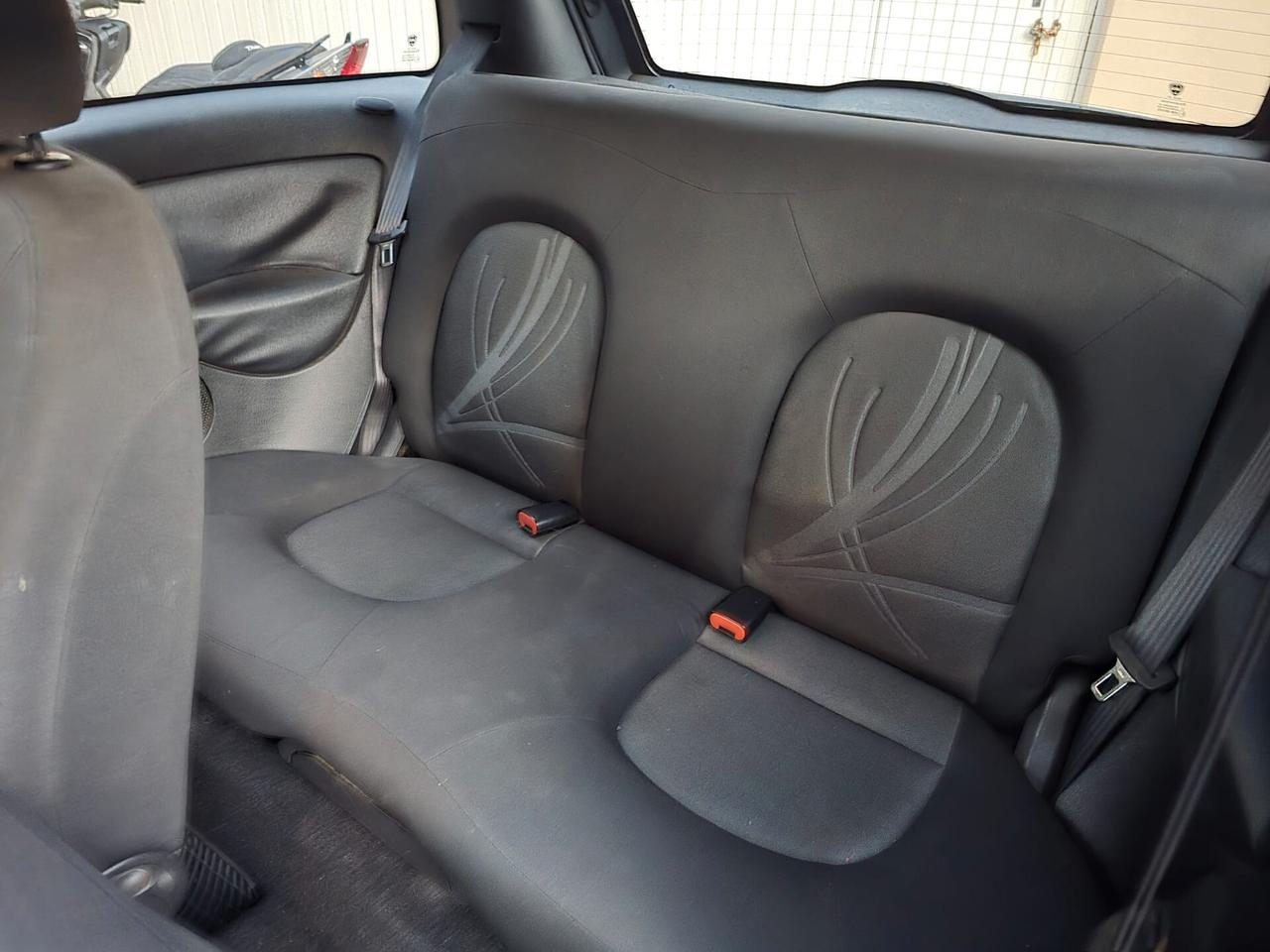 Lancia Ypsilon 1.2 69 CV Diva perfetta unico proprietario 70 mila km possibilita garanzia 12 mesi