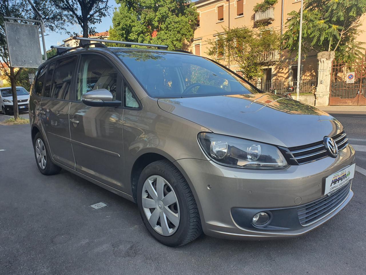 Volkswagen Touran 1.6 TDI DSG Comfortline AUTOMATICO
