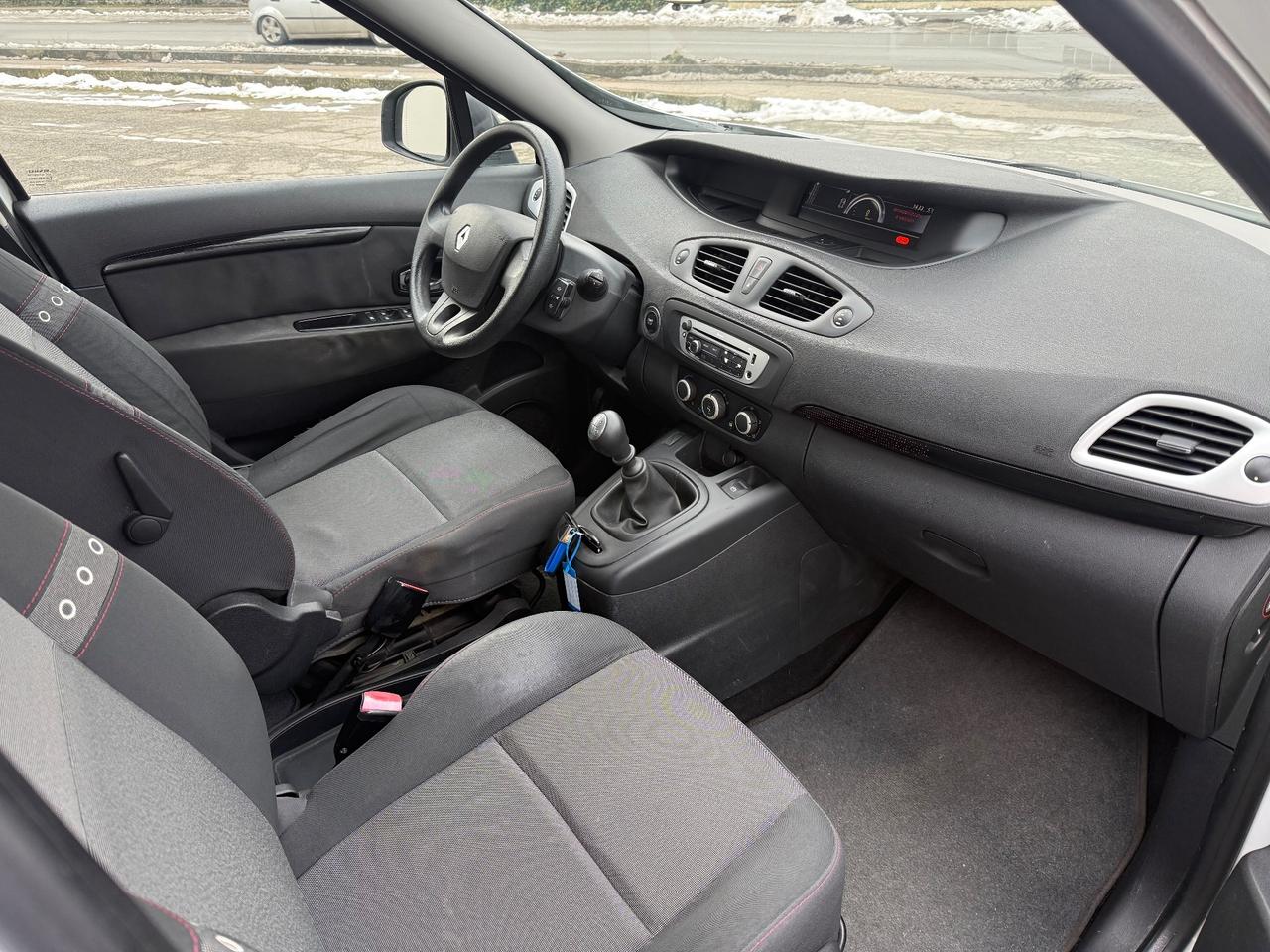 Renault Scenic Scénic XMod 1.6 GPL Wave