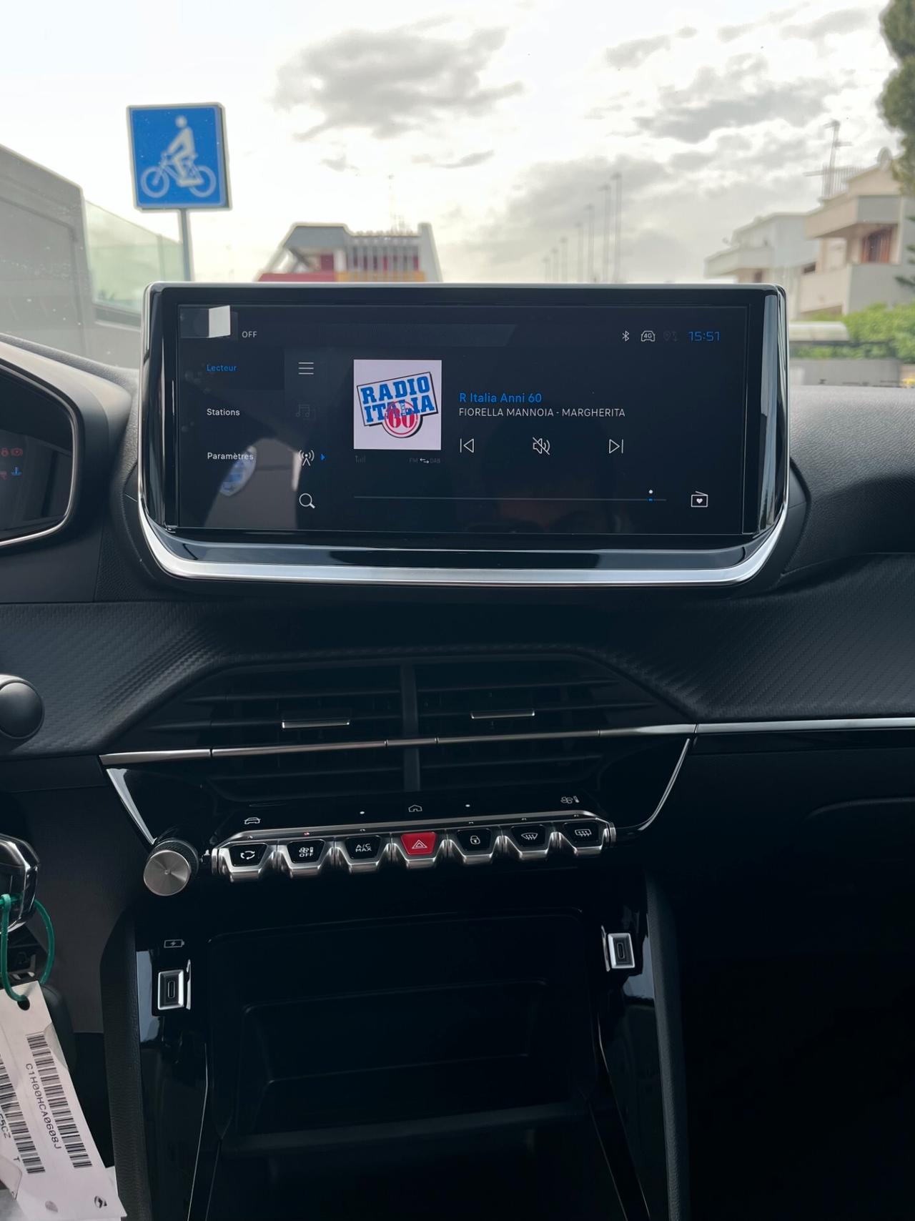 Peugeot 208 Hybrid 110 e-DCS6 Allure Automatic Km0