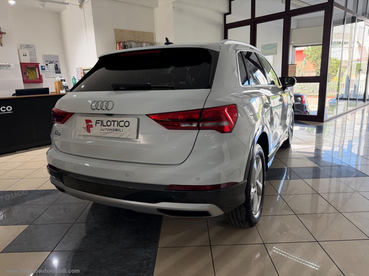 AUDI Q3 35 TDI S tronic Business Advanced KM 66.354 CERTIFICATI - FULL OPTIONAL