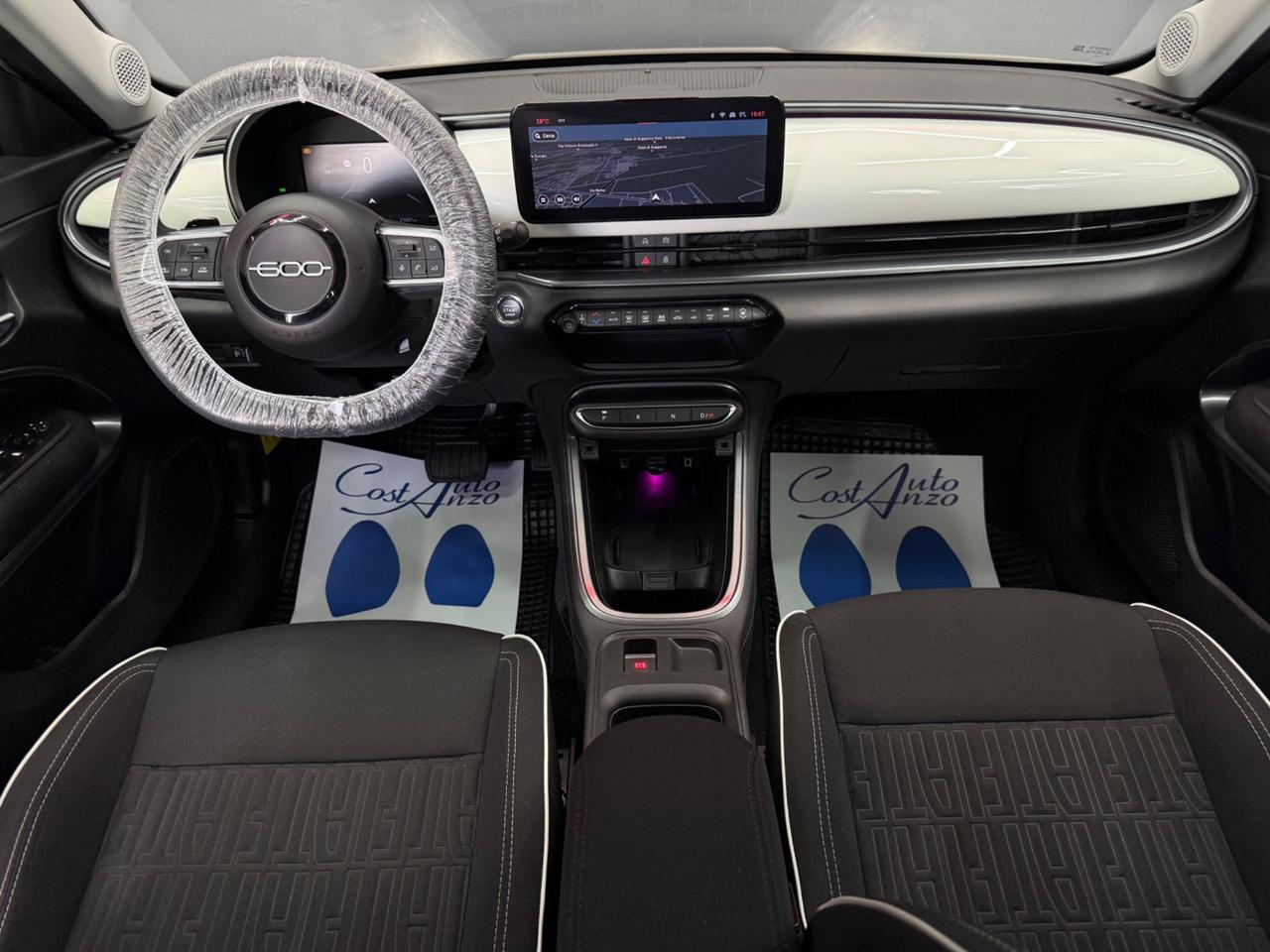 Fiat 600 1.2 Hybrid 145 CV DCT MHEV La Prima