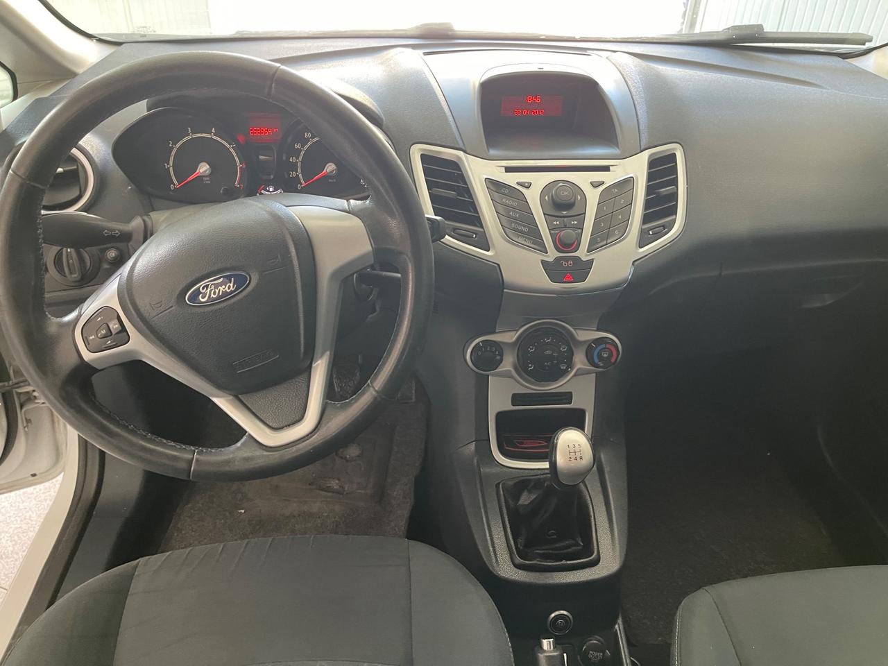 Ford Fiesta Ikon 1.4 5 porte Bz.- GPL