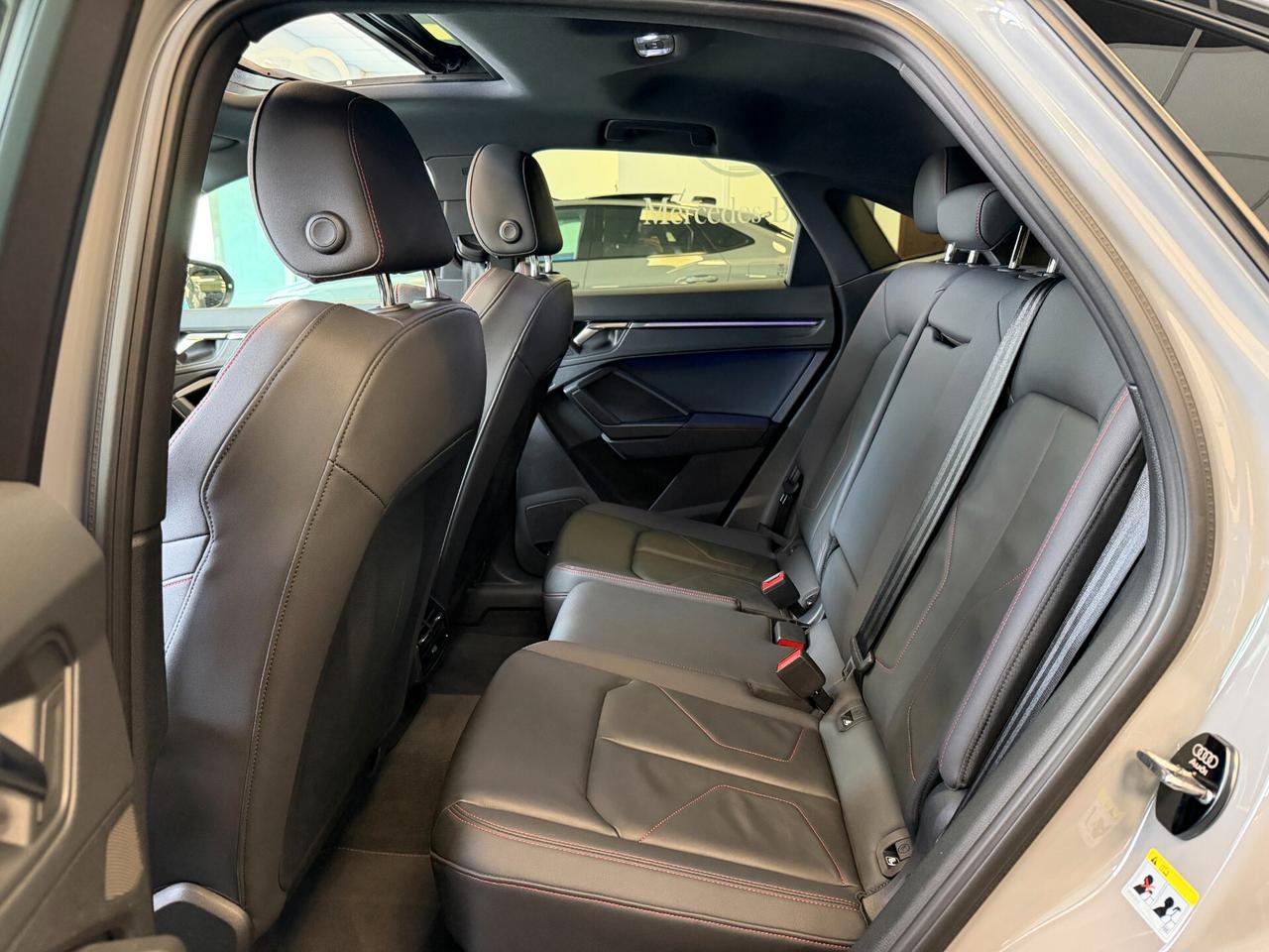 Audi Q3 SPB 40 TDI quattro S tronic Identity Black