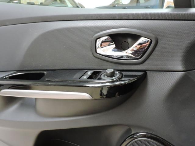 RENAULT Clio 1.2 75CV 5 porte Live