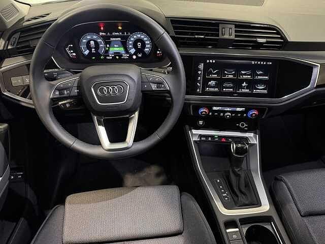 Audi Q3 45 TFSI e S tronic S line edition