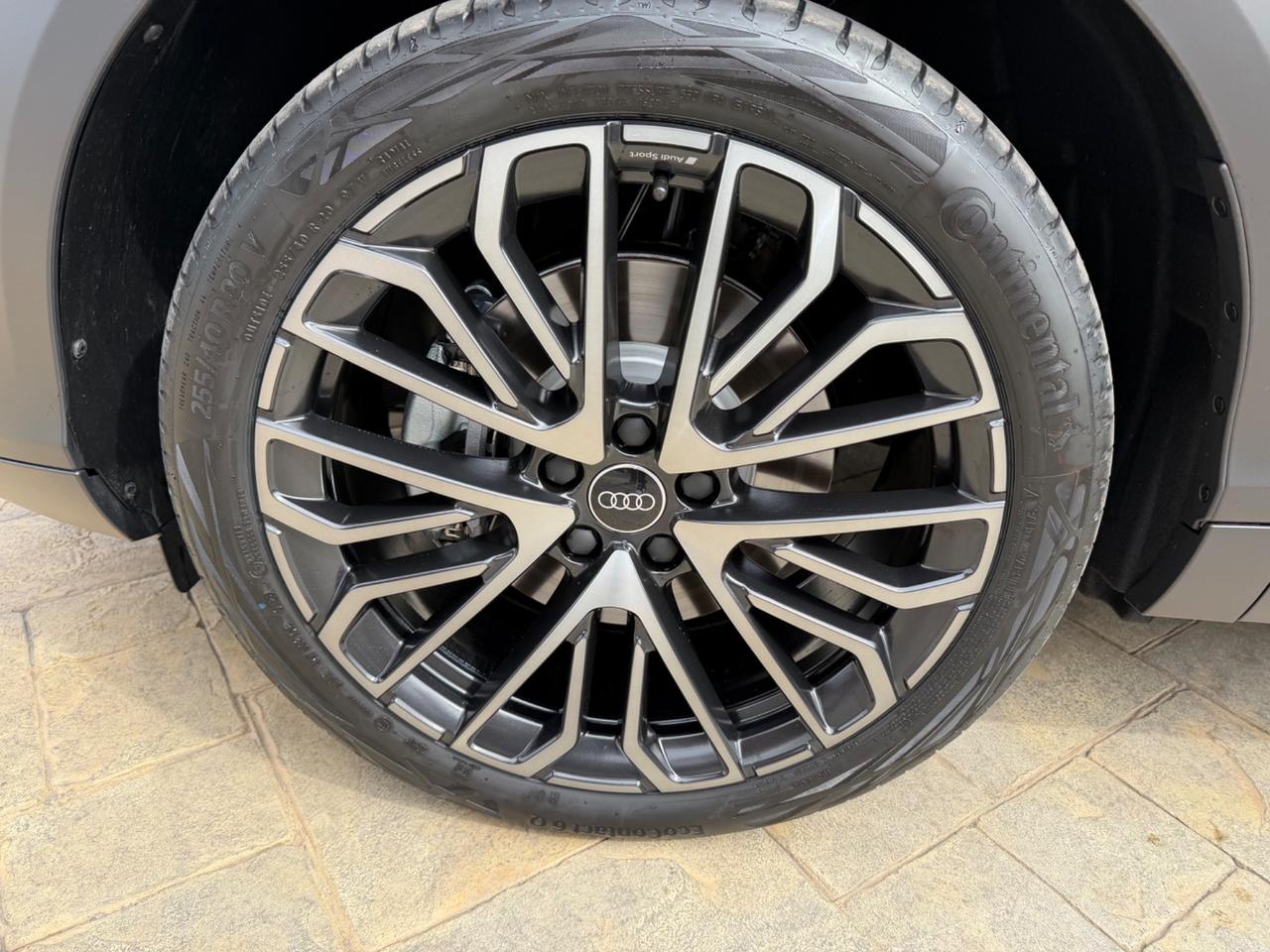 Audi Q3 TDI 110 kW S tronic Line edition