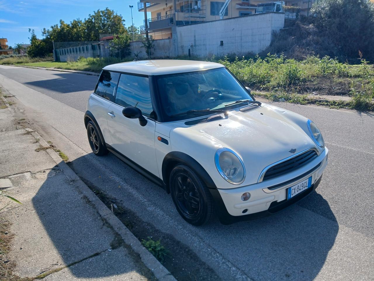Mini 1.4 tdi One D anno 2006