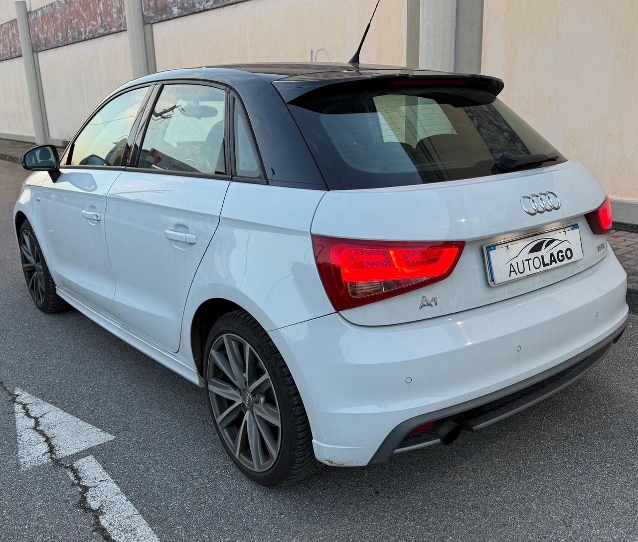 Audi A1 1.2 TFSI S line edition