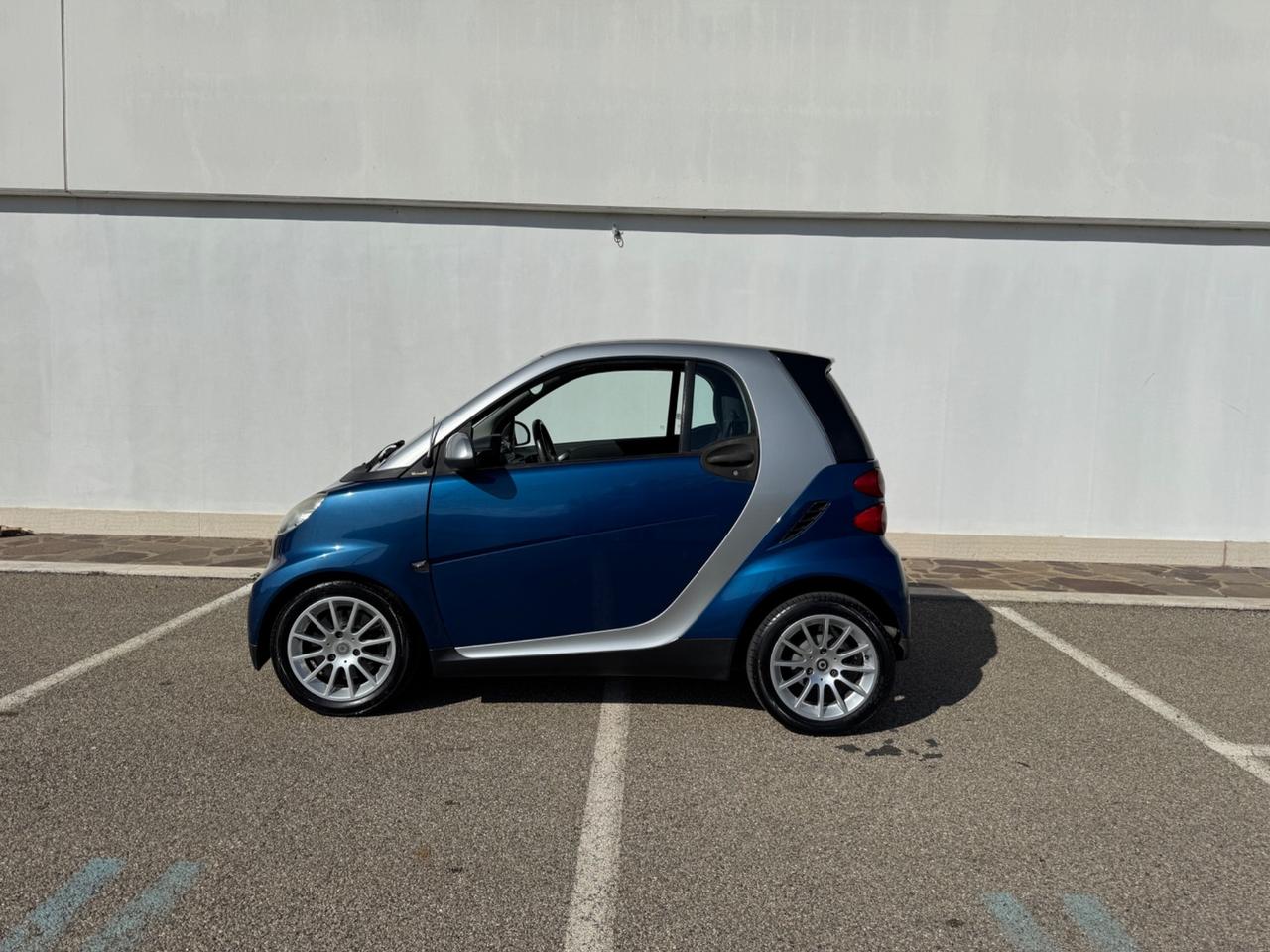 Smart ForTwo 1000 52 kW coupé passion