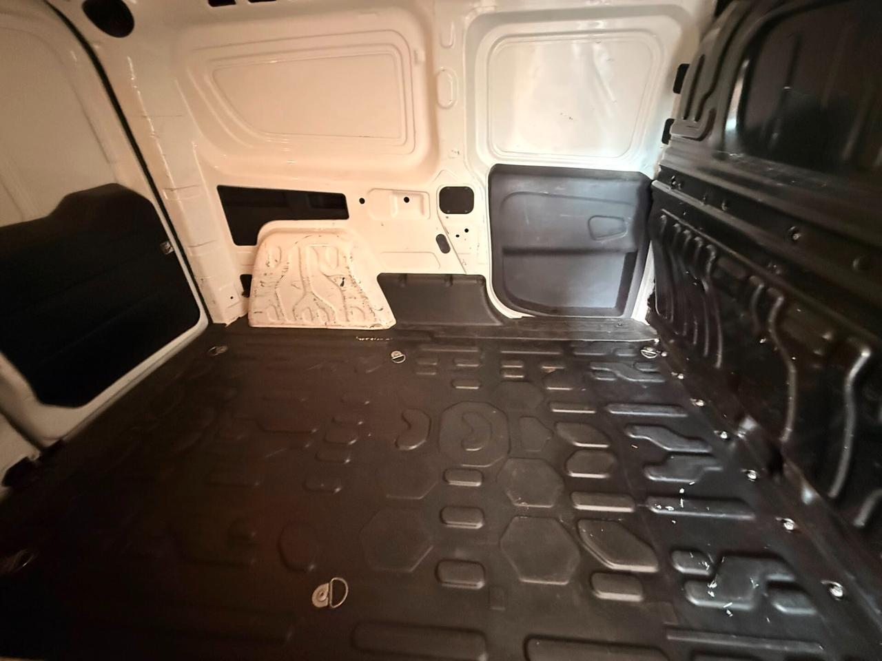 Fiat Doblo Doblò 1.6 MJT 120CV PL-TN Cargo Maxi Lamierato 3Posti SX AUTOCARRO