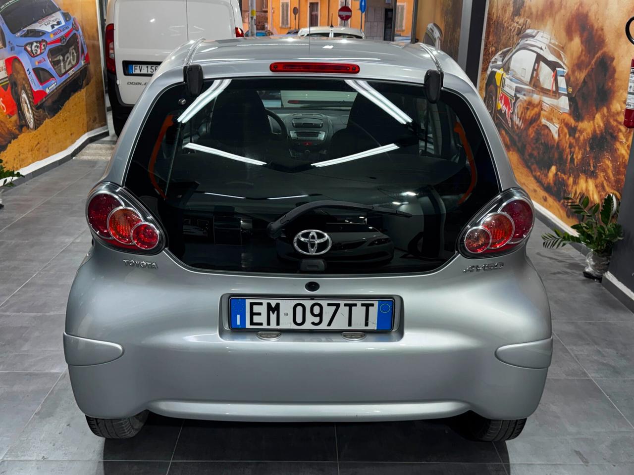 Toyota Aygo 1.0 68CV 5 porte Active 53596 KM