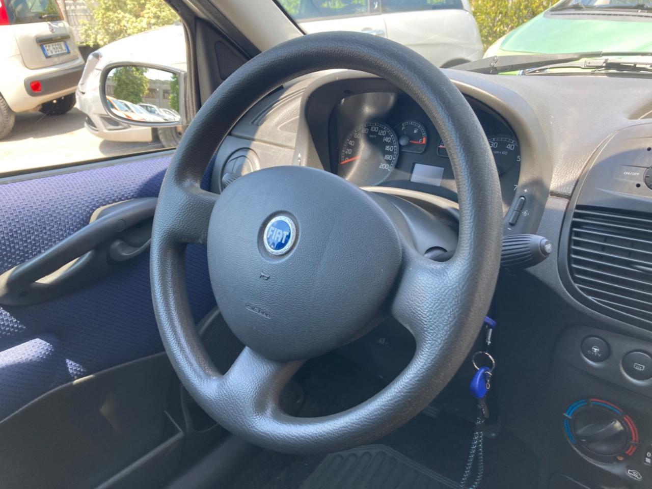 FIAT PUNTO 1.2 BENZINA 5 PORTE (KM 70.697)