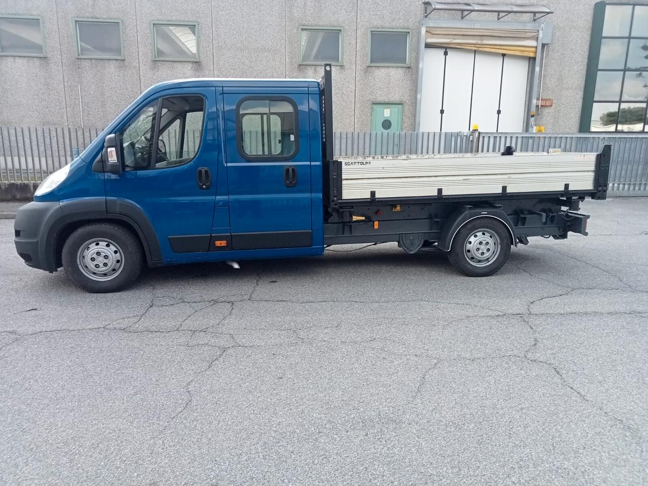 AUTOCARRO FIAT DUCATO CON CASSONE RIBALTABILE TRILATERALE CON CABINA ALLUNGATA