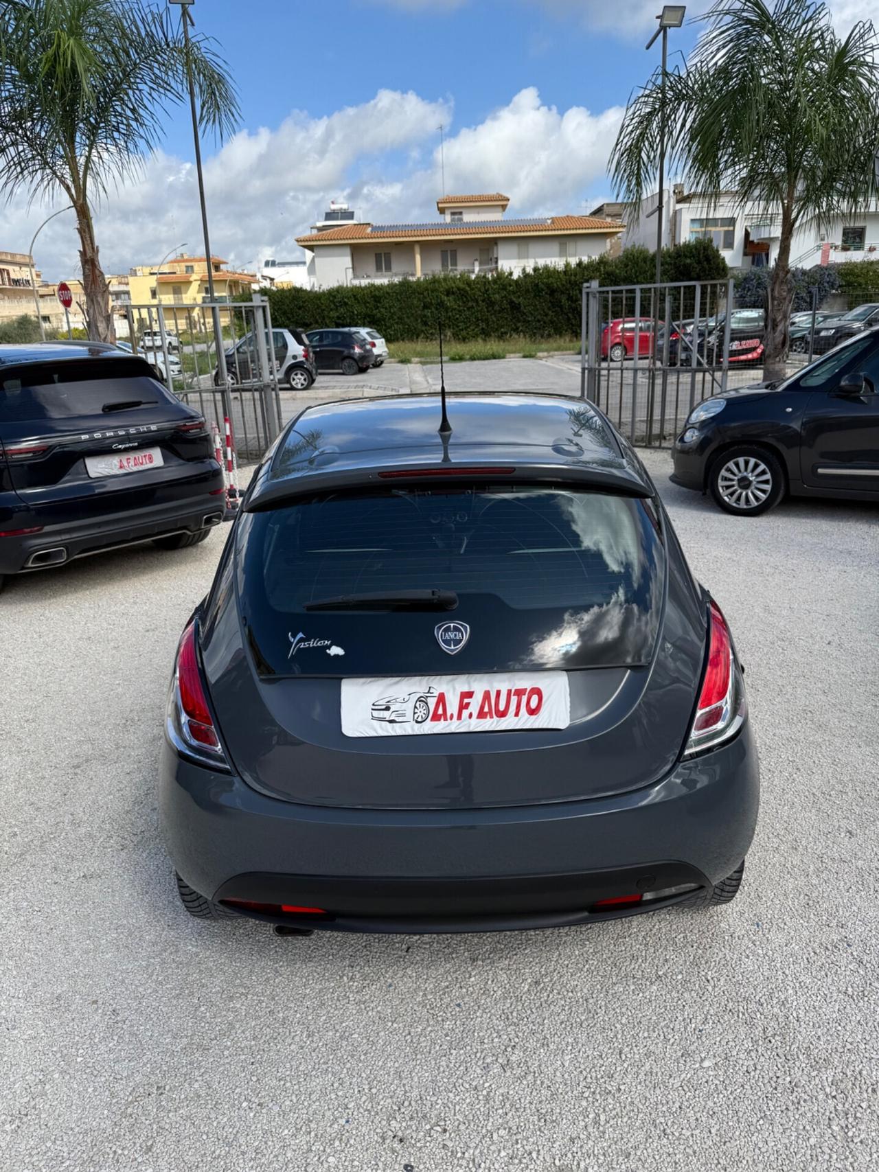 Lancia Ypsilon 1.2 69 CV 5 porte GPL Ecochic Gold