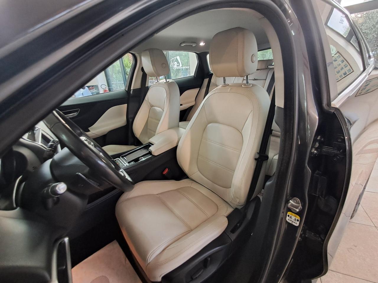 Jaguar F-Pace 2.0 D 180 CV AWD Prestige