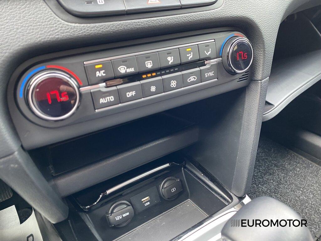 Kia Xceed 1.6 CRDi MHEV High Tech 2WD DCT