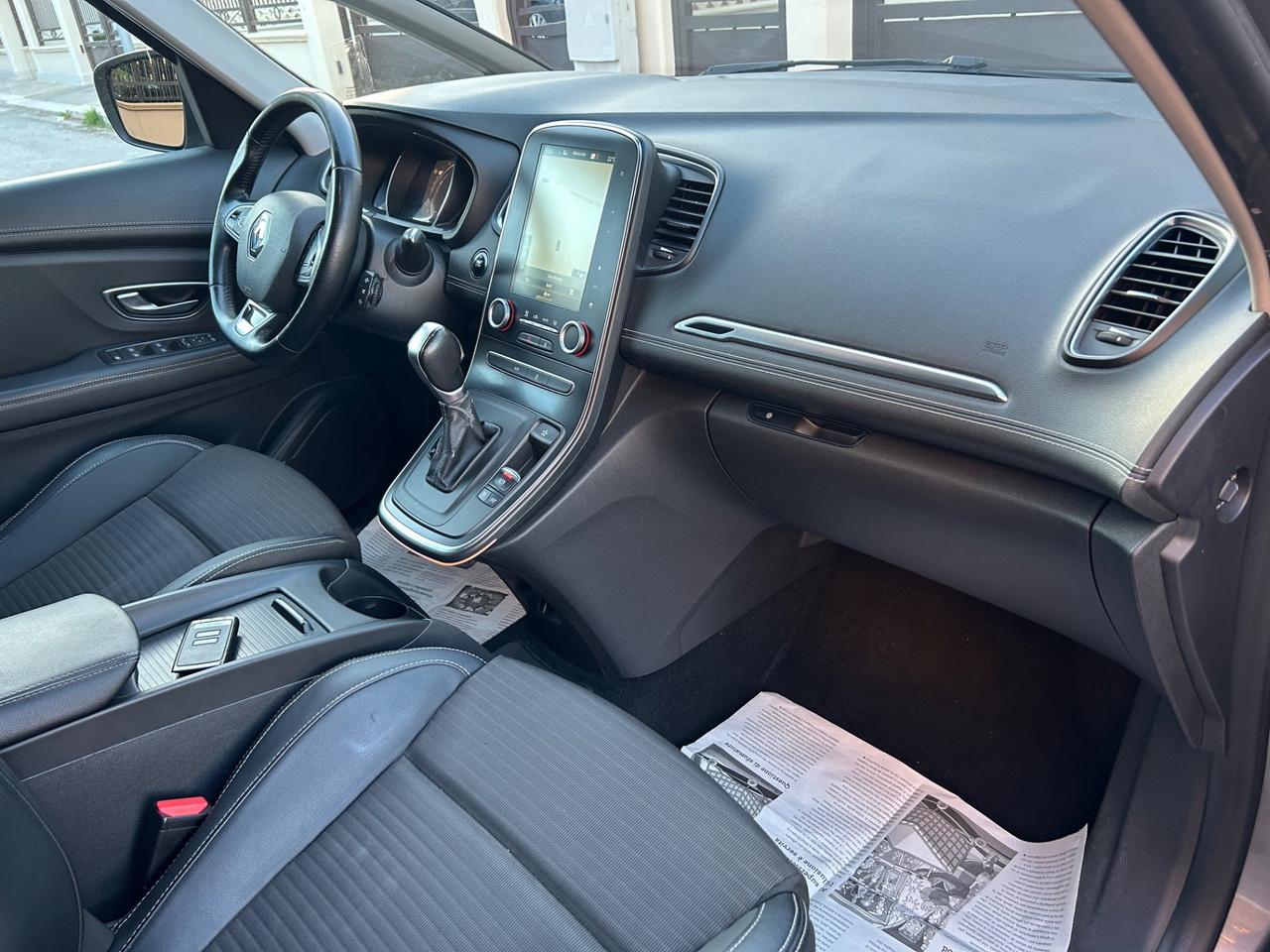 Renault Scenic Scénic dCi 8V 110 CV EDC Energy Intens