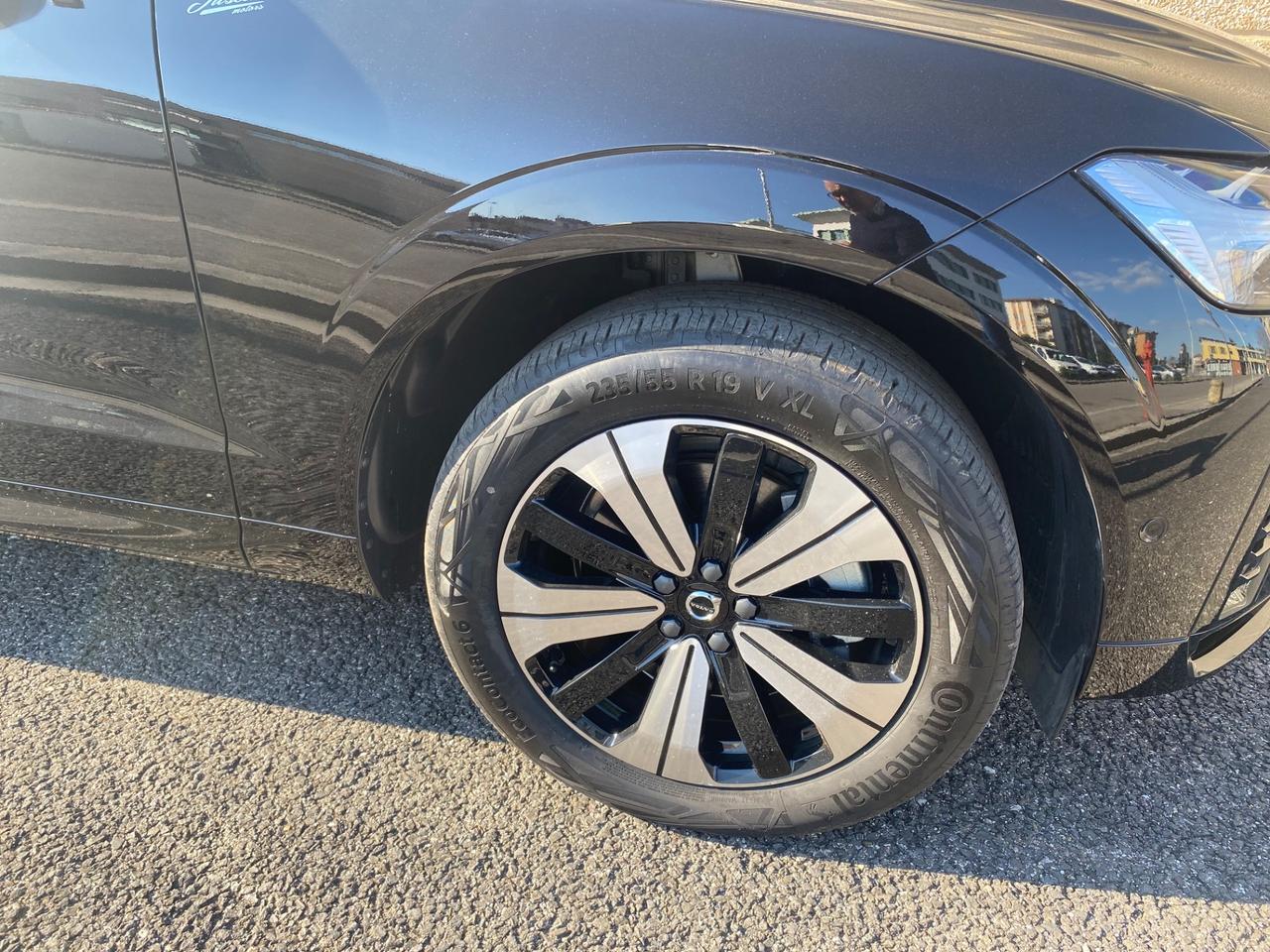 Volvo XC 60 XC60 T6 Recharge Plug-in Hybrid AWD tetto apribile automatico INSCRIPTION