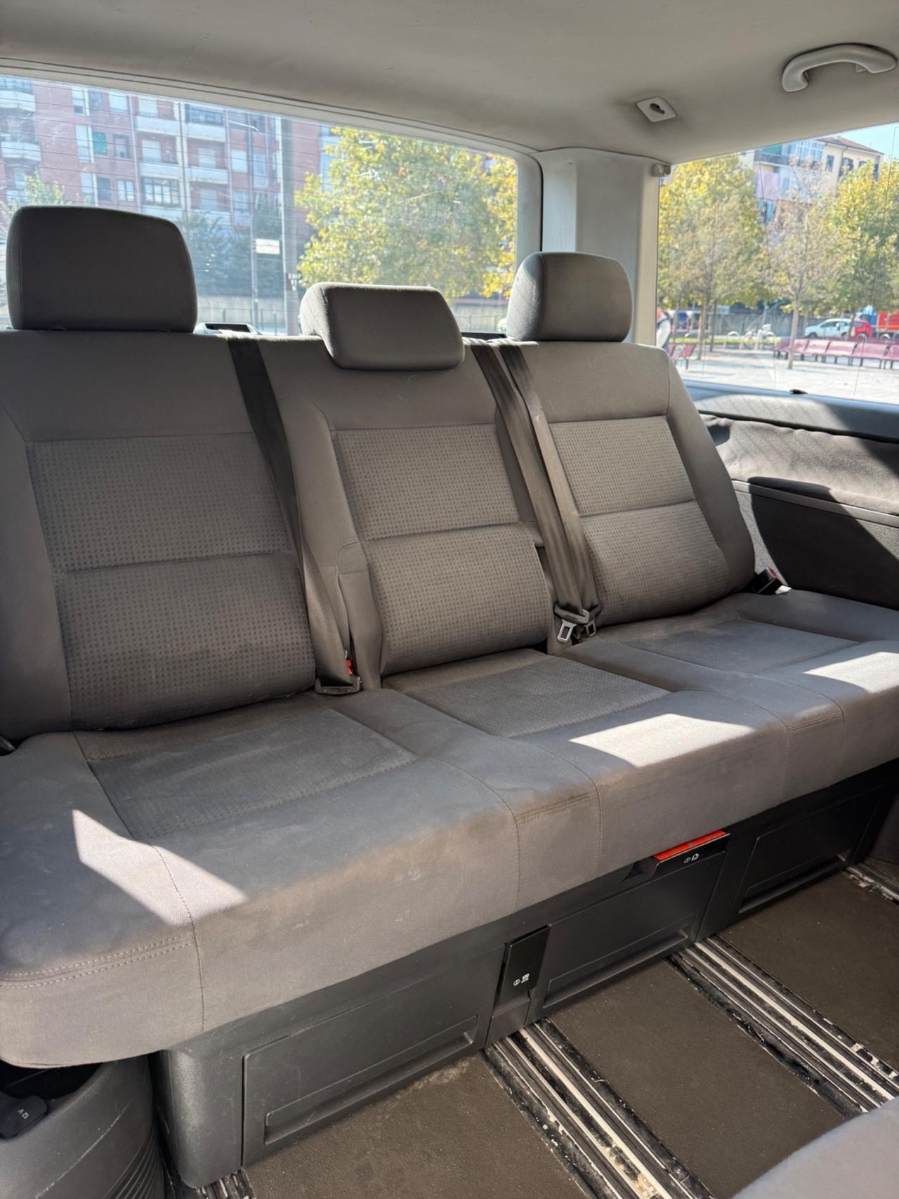 Volkswagen Multivan 2.5 TDI/174CV 4motion Highline