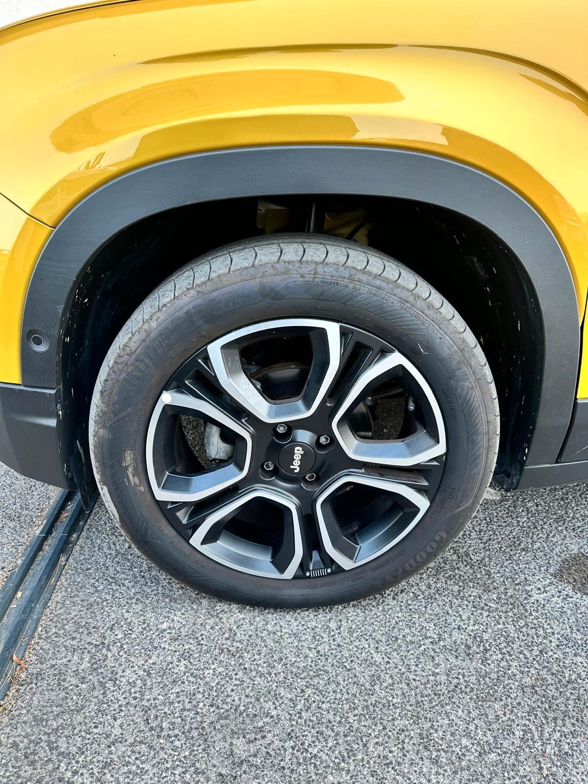 Jeep Avenger 1.2 Turbo 100 CV Summit