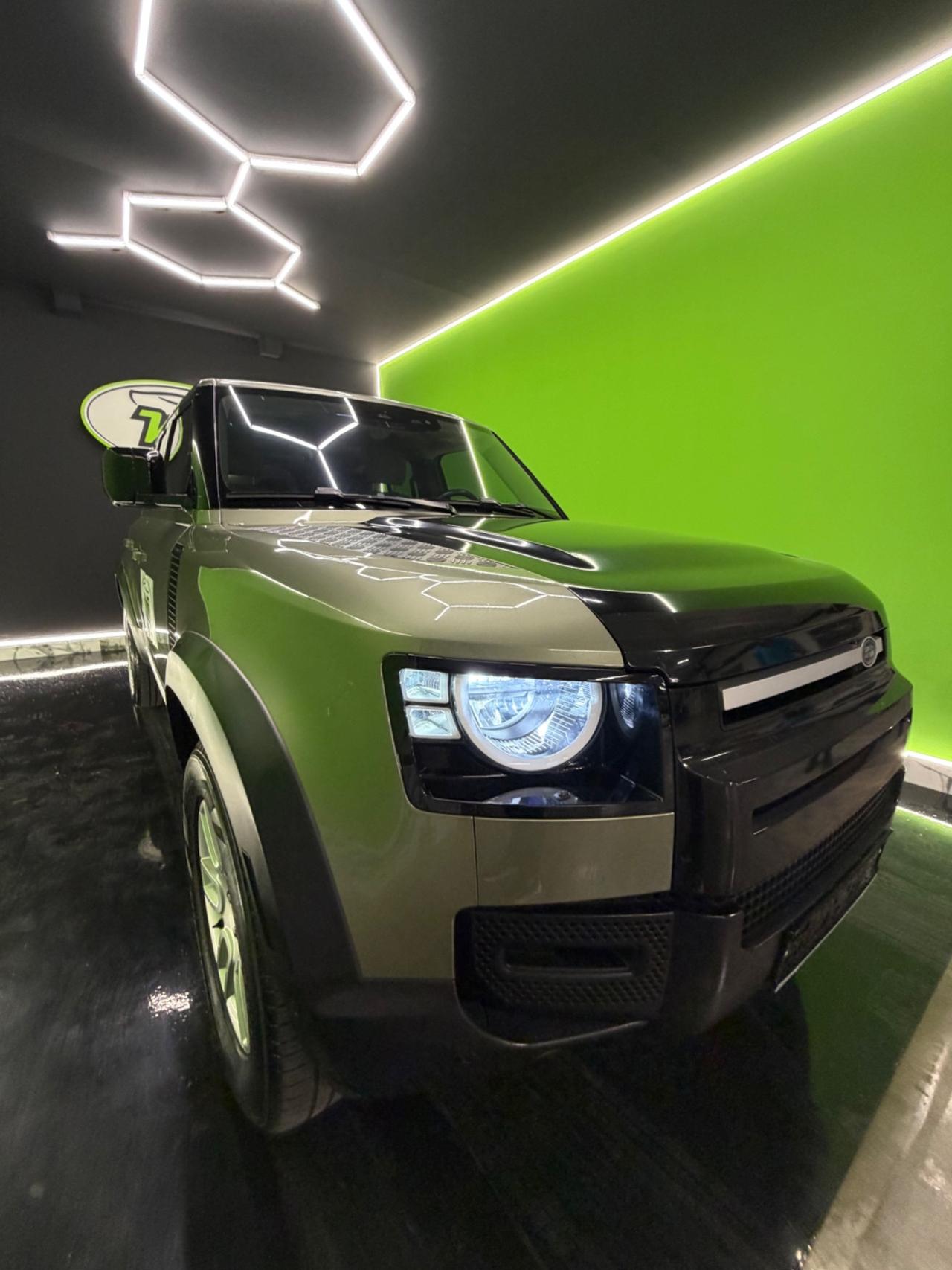 Land Rover Defender 110 2.0 Si4 PHEV 404 CV AWD Auto