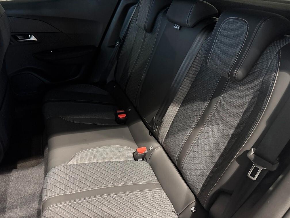 Peugeot 2008 1.2 hybrid Allure 110cv e-dcs6 App conn Cam 17" Neopat