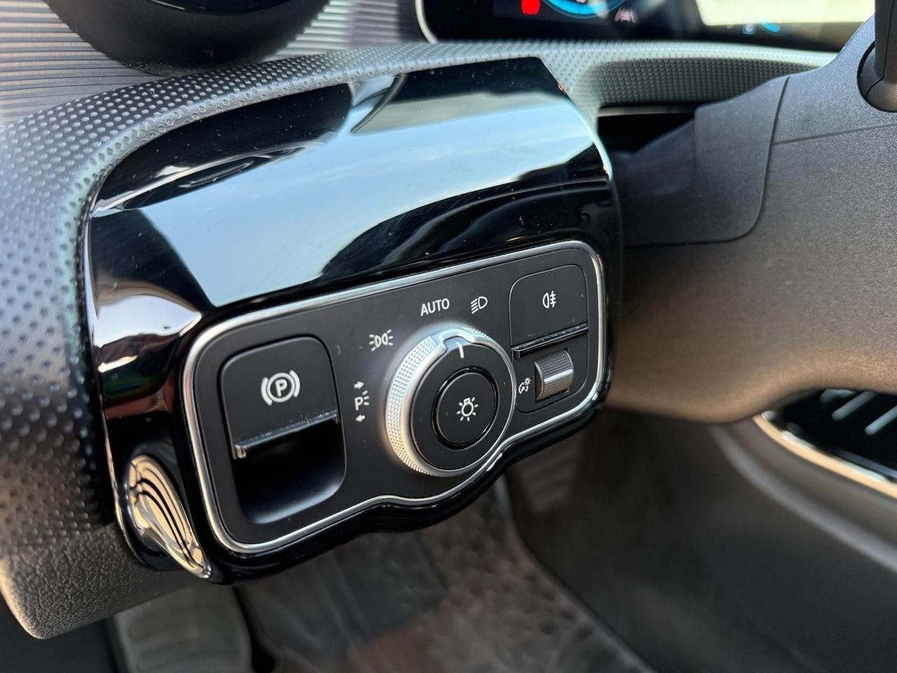 Mercedes-benz A 200 d Automatic Premium