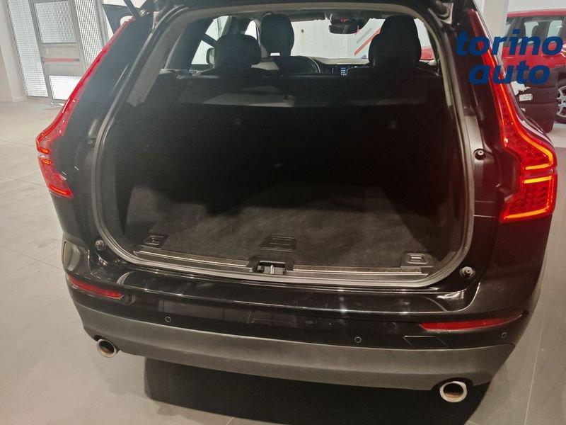 Volvo XC60 B4 automatico Momentum