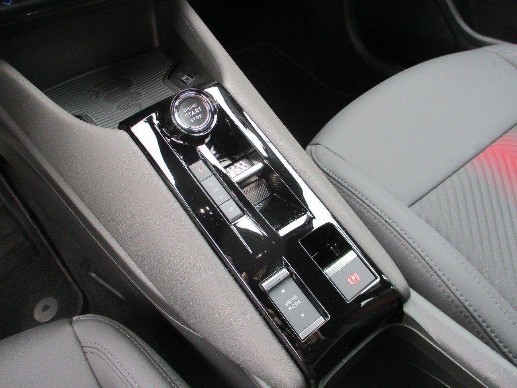 Alfa Romeo Junior 1.2 136 CV Hybrid eDCT6 Speciale