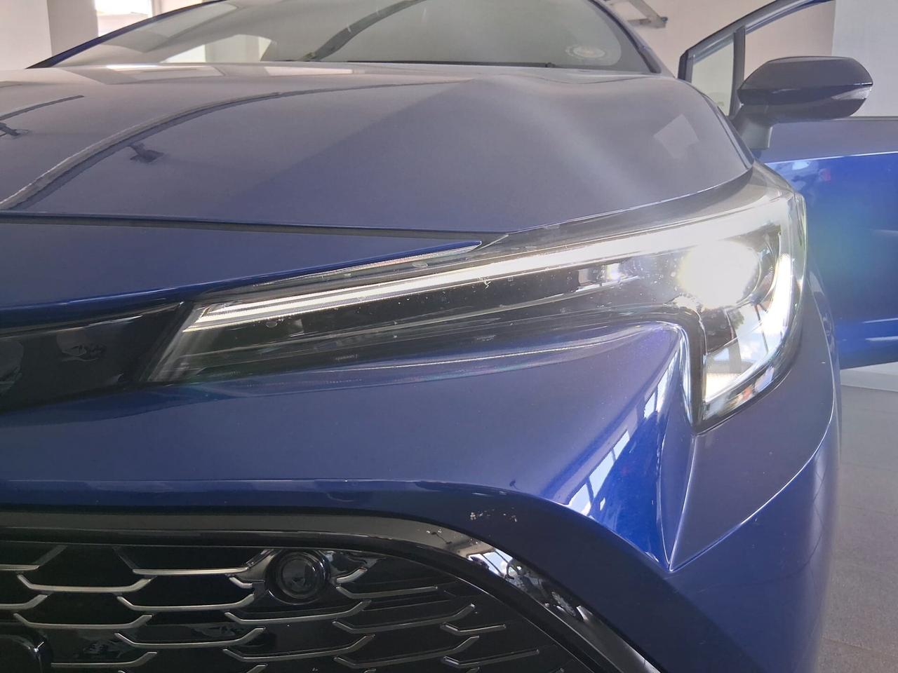 Toyota Corolla GR SPORT 1.8 Hybrid Touring Sports