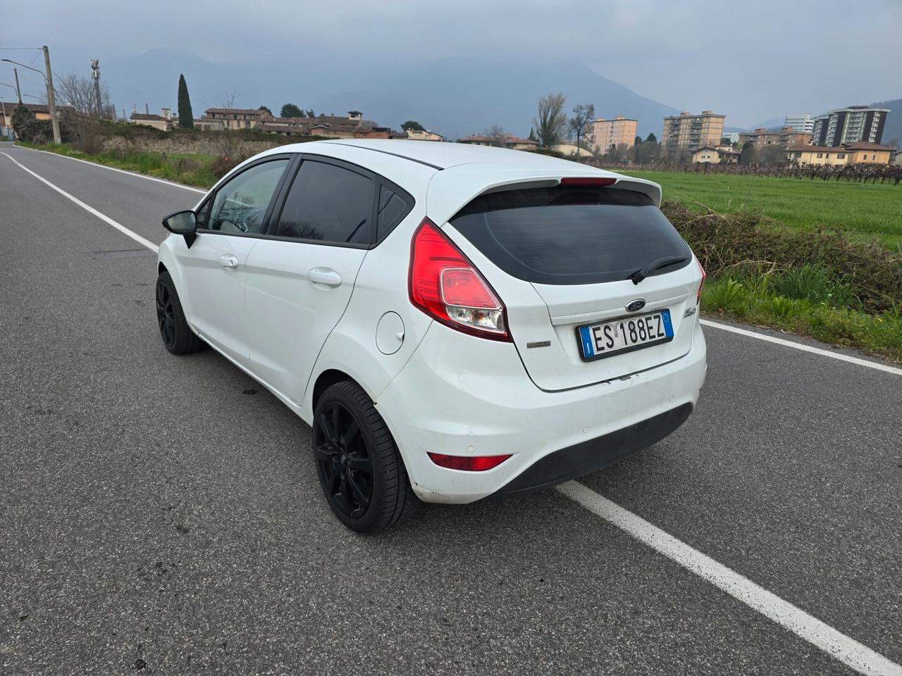FORD FIESTA 1.4 TITANIUM "OK PER NEOPATENTATI"